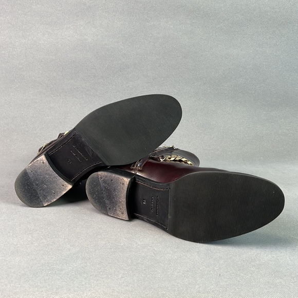 Burberry burgundy bootie size zip gold chain. Leather lining. Gently worn Size39 - Picture 10 of 14